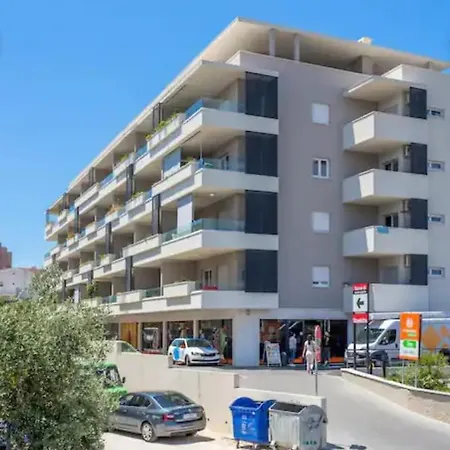 N&b Apartament